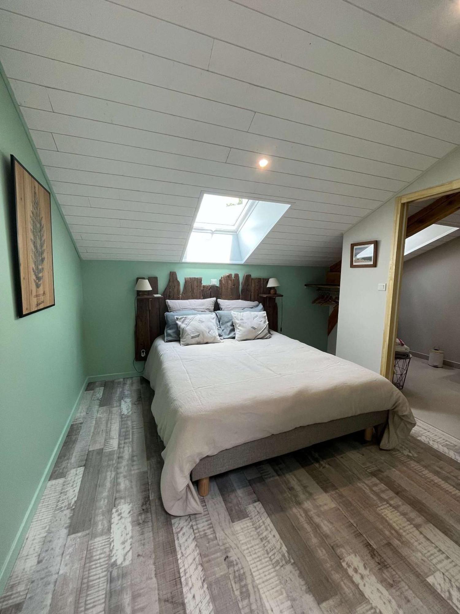 Bed and Breakfast Le Jardin Du Dolaizon Le Puy-en-Velay Habitación foto